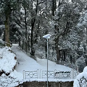 https://jakhu-heights.shimlahotels.net